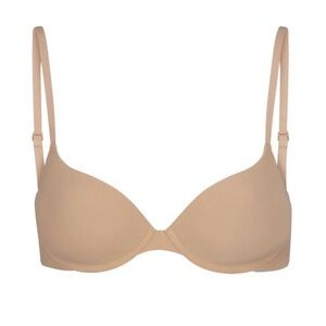 Skims 36DD fits everybody push up bra . New without tags .
